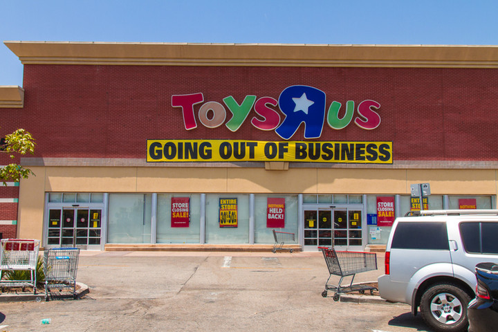 PE Firms’ Role in Toys ‘R’ Us Collapse Questioned