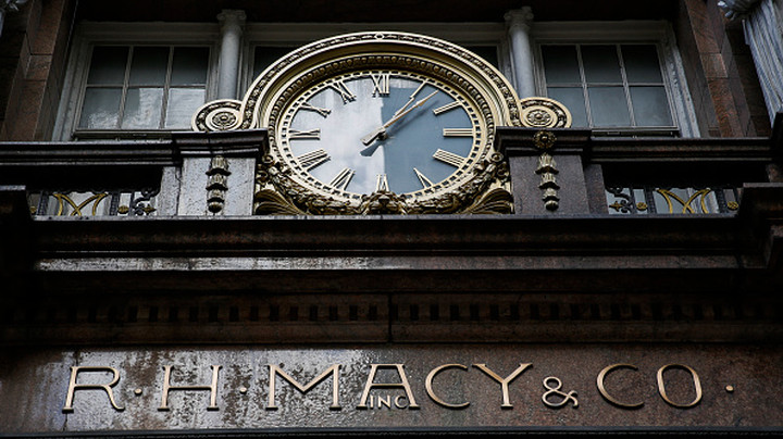 Macy’s Shares Fall 13% on Big Earnings Miss