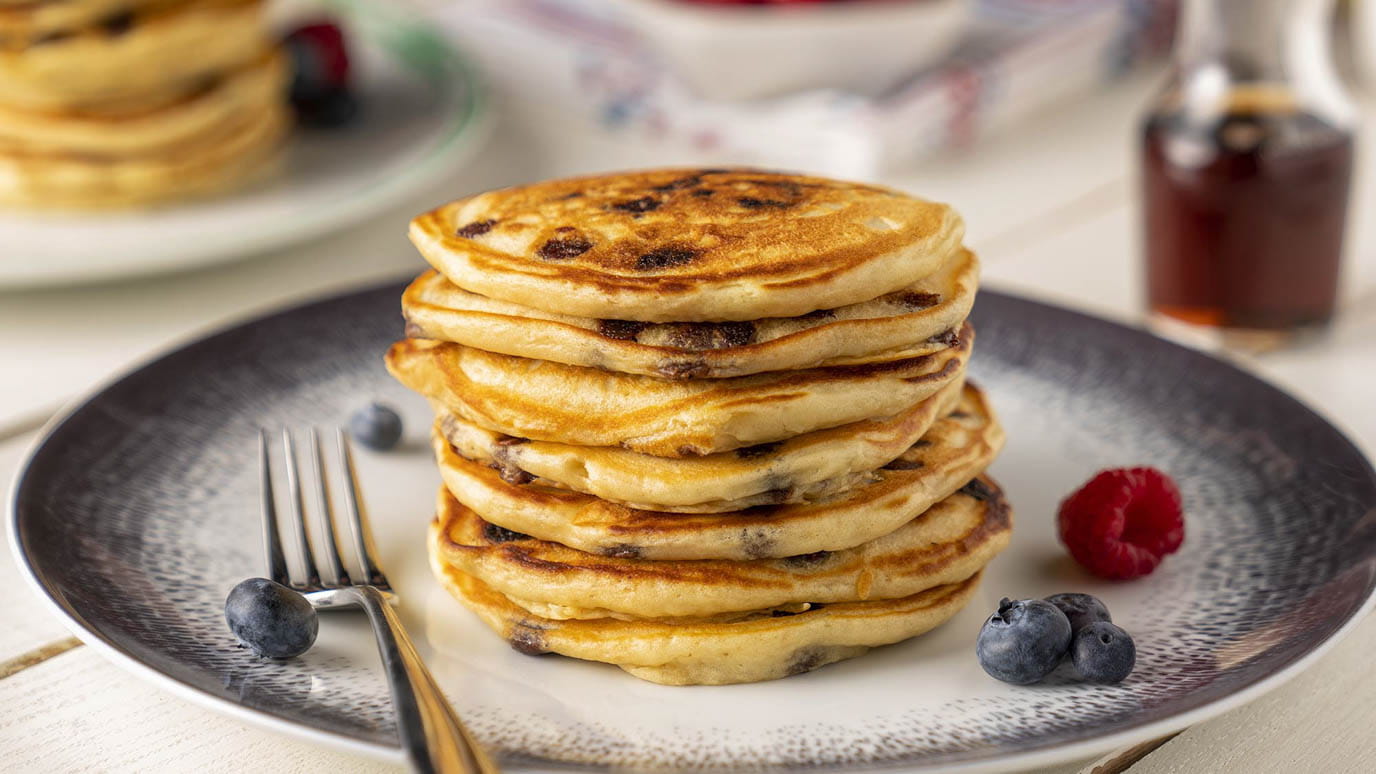 chocolate_chip_pancakes5588_2000x1125.jpg