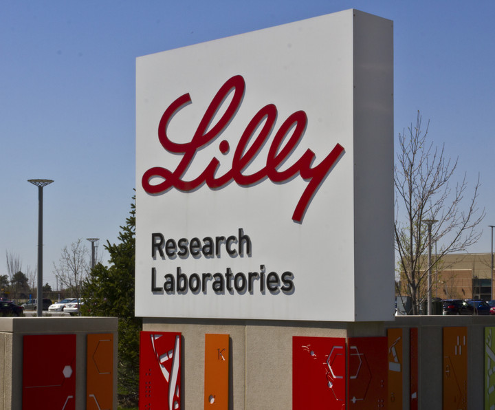 Eli Lilly to Buy Cancer Drug Specialists Loxo Oncology
