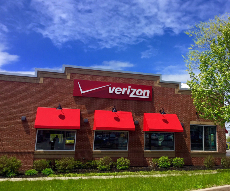 Verizon to Take $4.6B Writedown on Media Unit