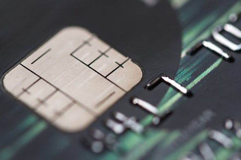 New Chip Cards Have Security Flaw, Retailers Say