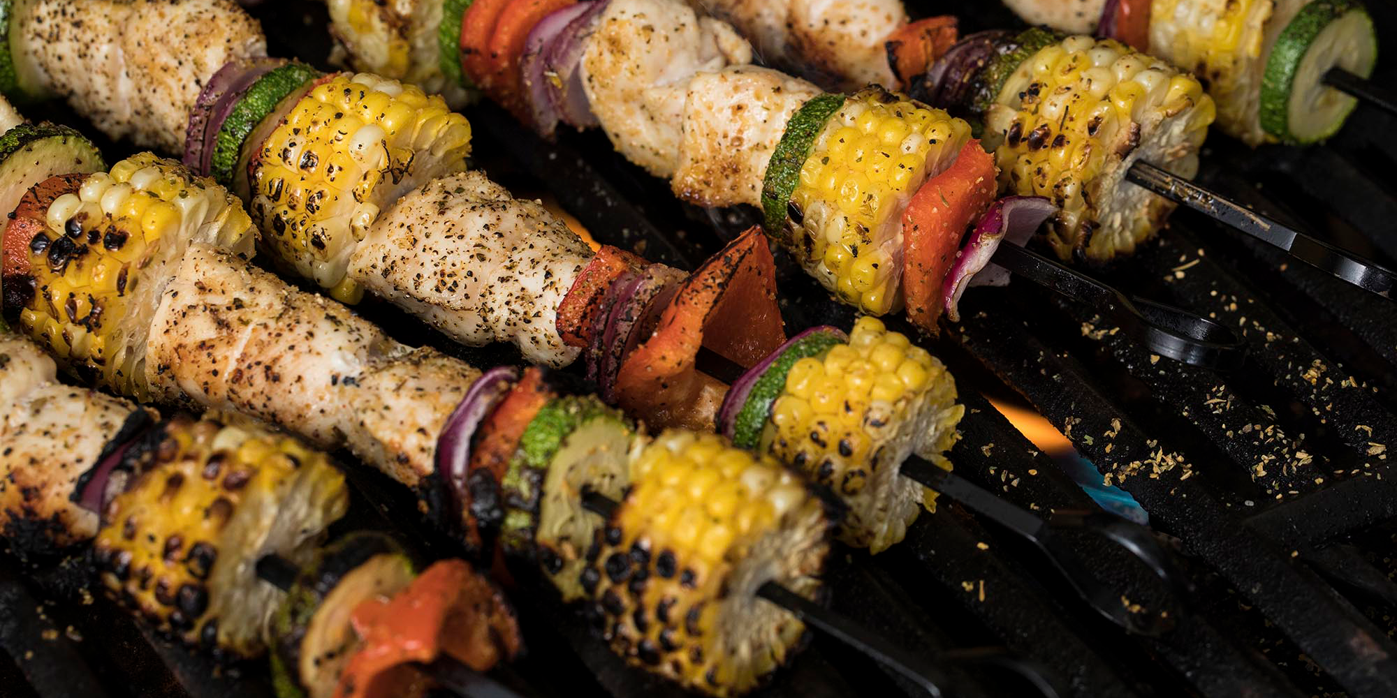 grilled_chicken_and_vegetable_kabobs_2000x1000.png