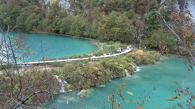21037-Extension-Croatia-Capital-Beautiful-Lakes-Plitvice-National-Park-c.jpg