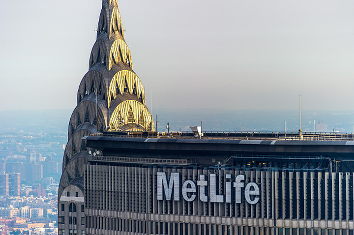 MetLife Fined $10M Over Annuity Accounting