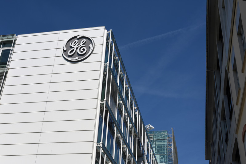 GE Shares Rise on Hopes for Rebound in 2020