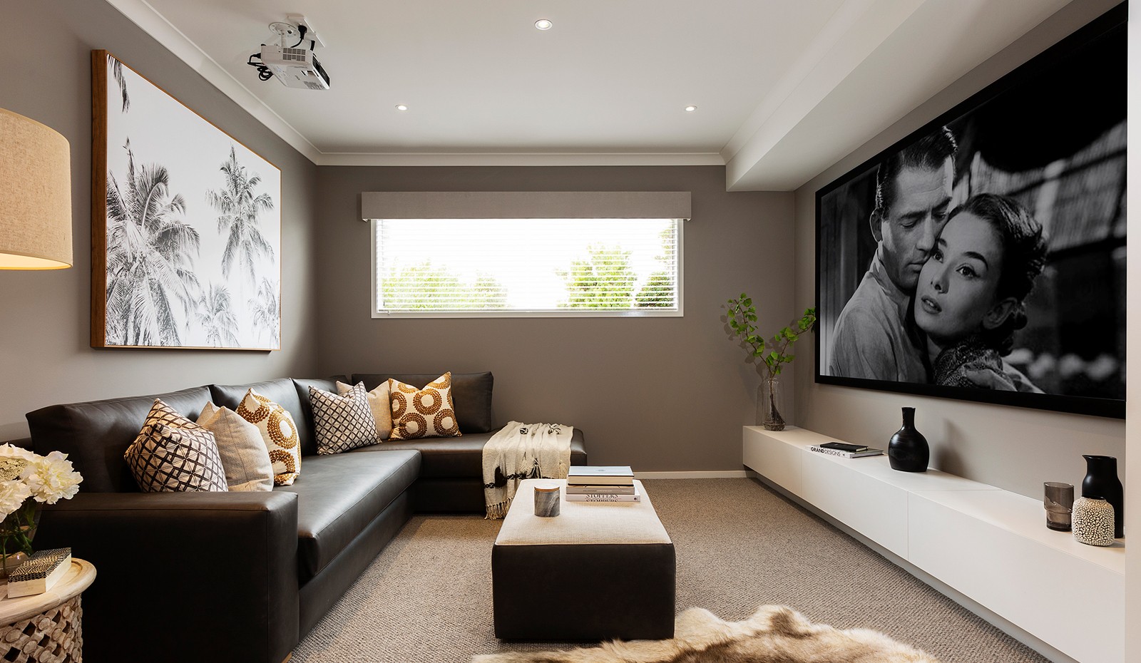 How-to-create-your-ultimate-home-theatre-Carlisle-Homes-Body1__Resampledbody 1.jpg
