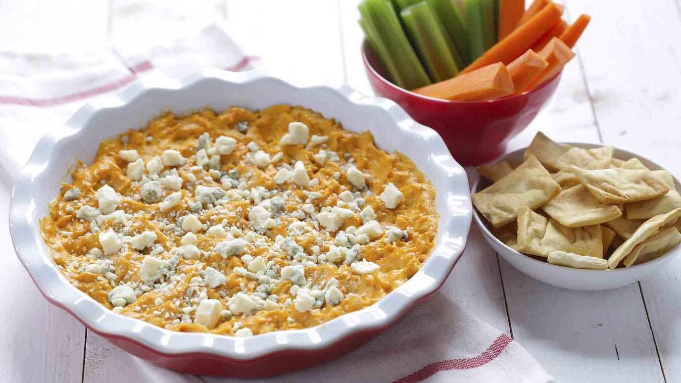 easy_buffalo_chicken_dip_gimme_some_oven_2000x1125.jpg