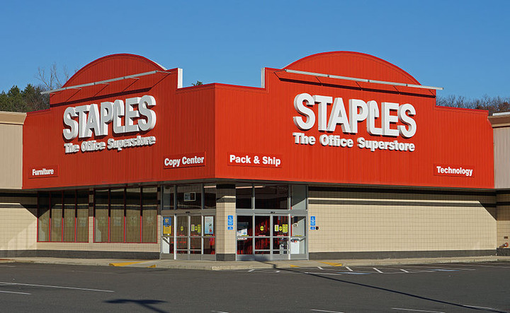 Staples Offers to Buy Office Depot