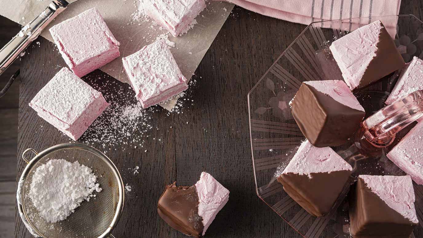 chocolate_dipped_raspberry_marshmallows_2000x1125.jpg