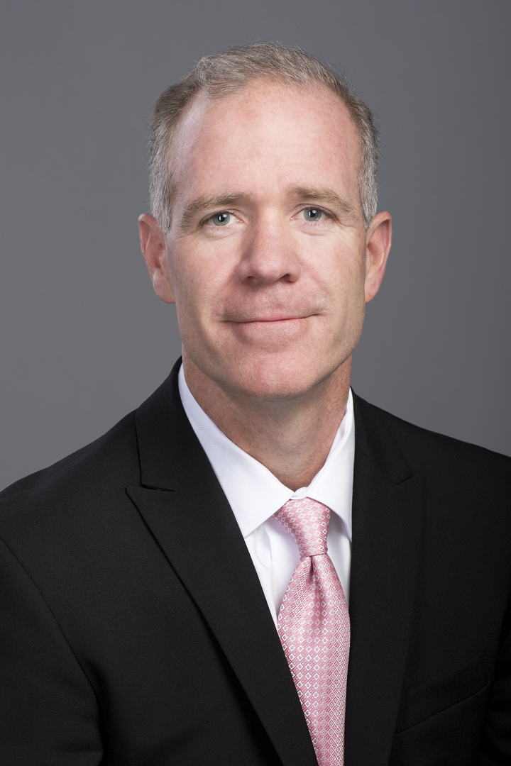 Ex-Motorola CFO Downsizes in Order to Grow