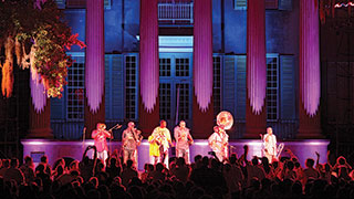 21257-charleston-south-carolina-spoleto-festival-music-smhoz.jpg