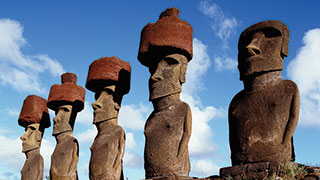 16342-chile-easter-island-moai-smhoz.jpg