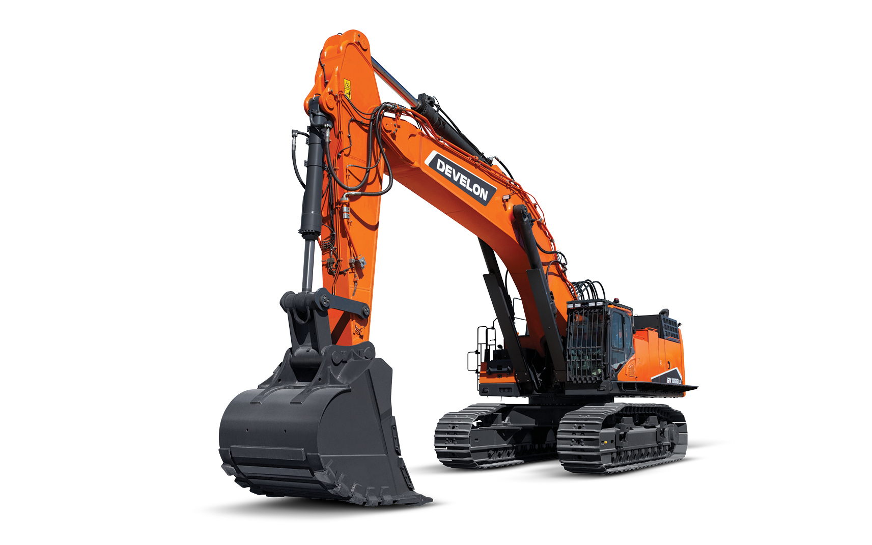 A DX1000LC-7 crawler excavator paired with a bucket attachment.