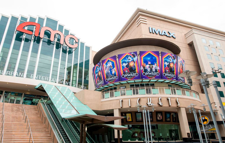 AMC Raises $917 Million to Keep Theaters Open