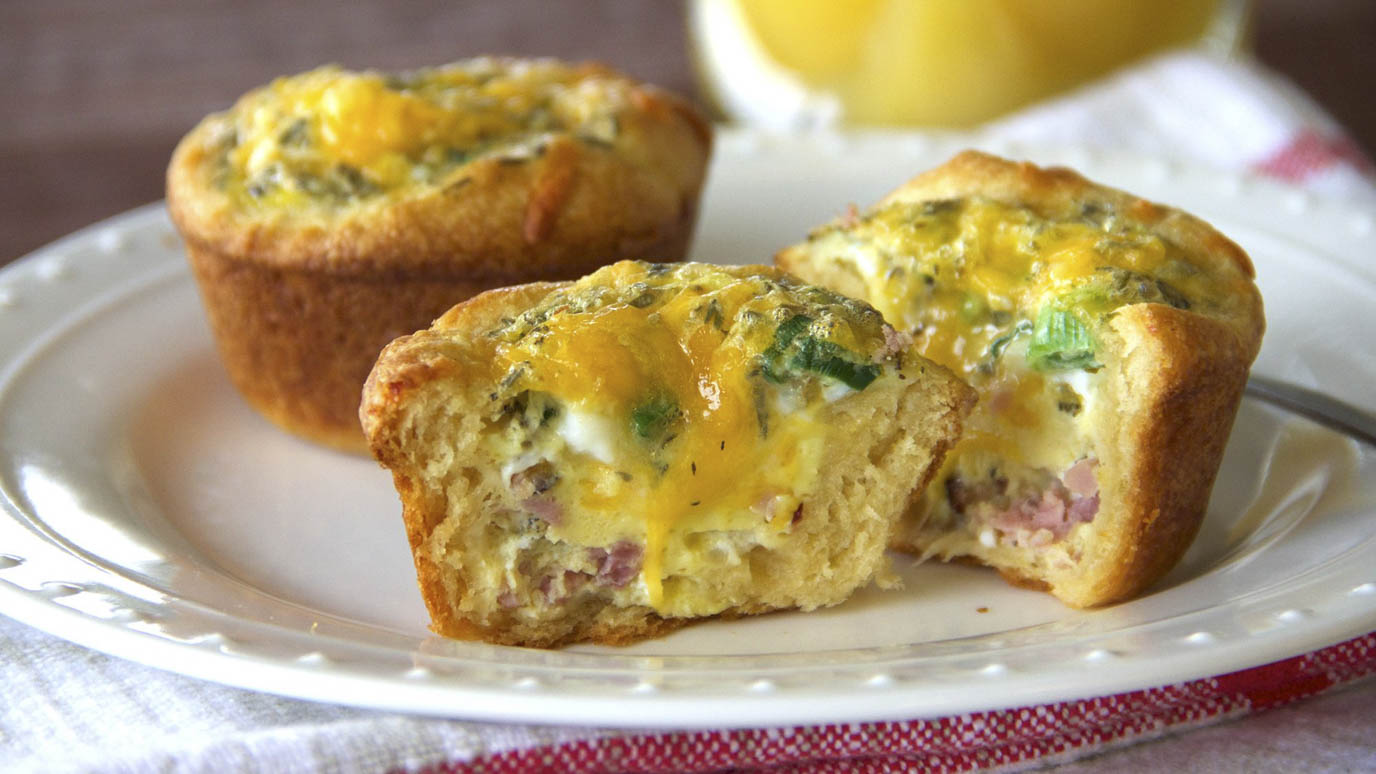 ham_and_cheese_egg_cups_2000x1125.jpg
