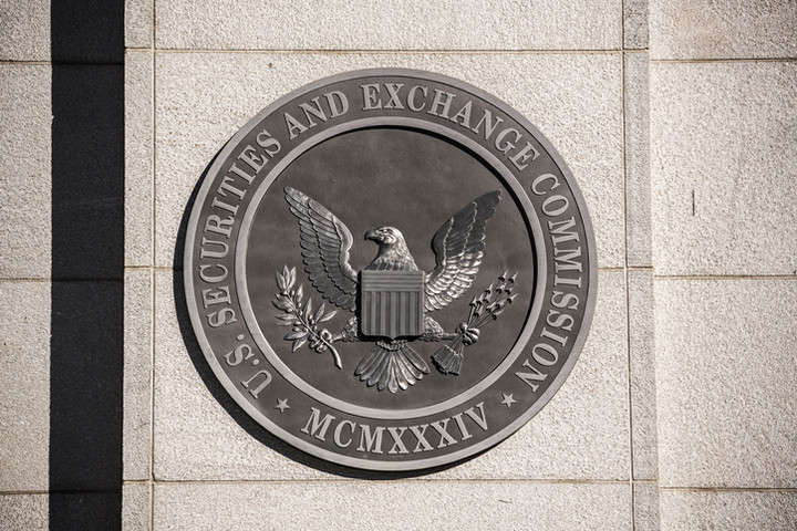 SEC Sues Morningstar Over CMBS Ratings