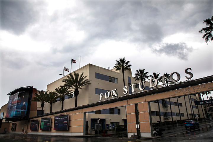 Disney Profit Falls on Weak Results From Fox