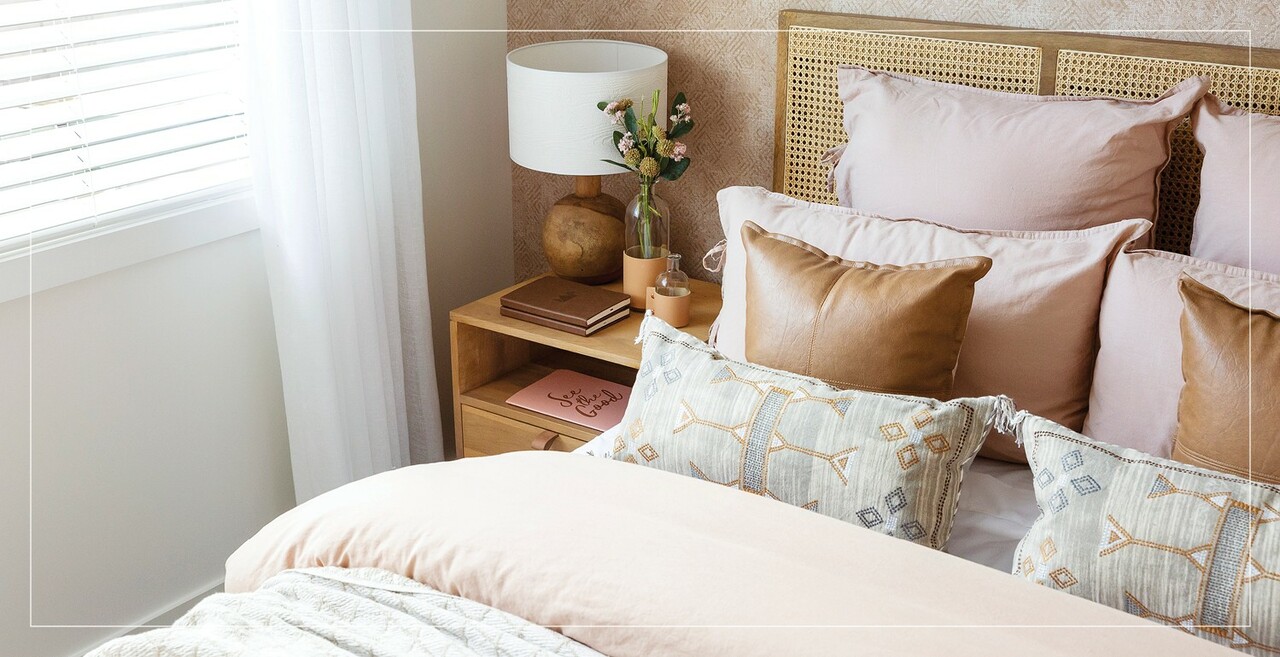 New-country-interior-style_feature_.jpg