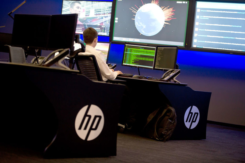 HP to Shed up to 9,000 Jobs in Restructuring