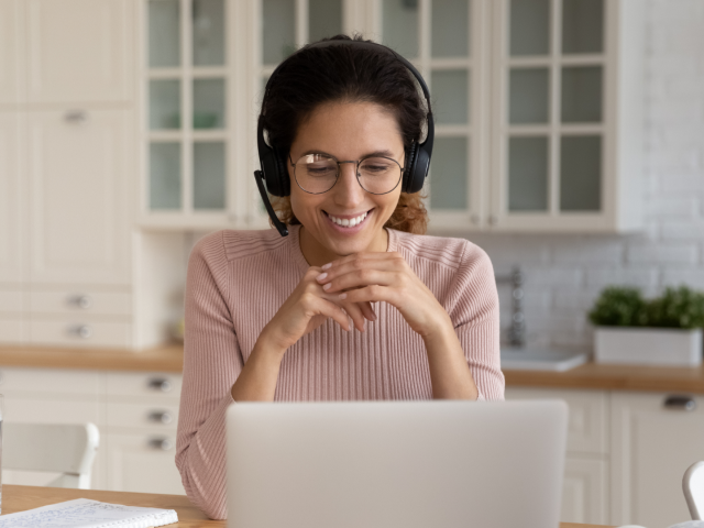 Customer service agent Customer service agent
