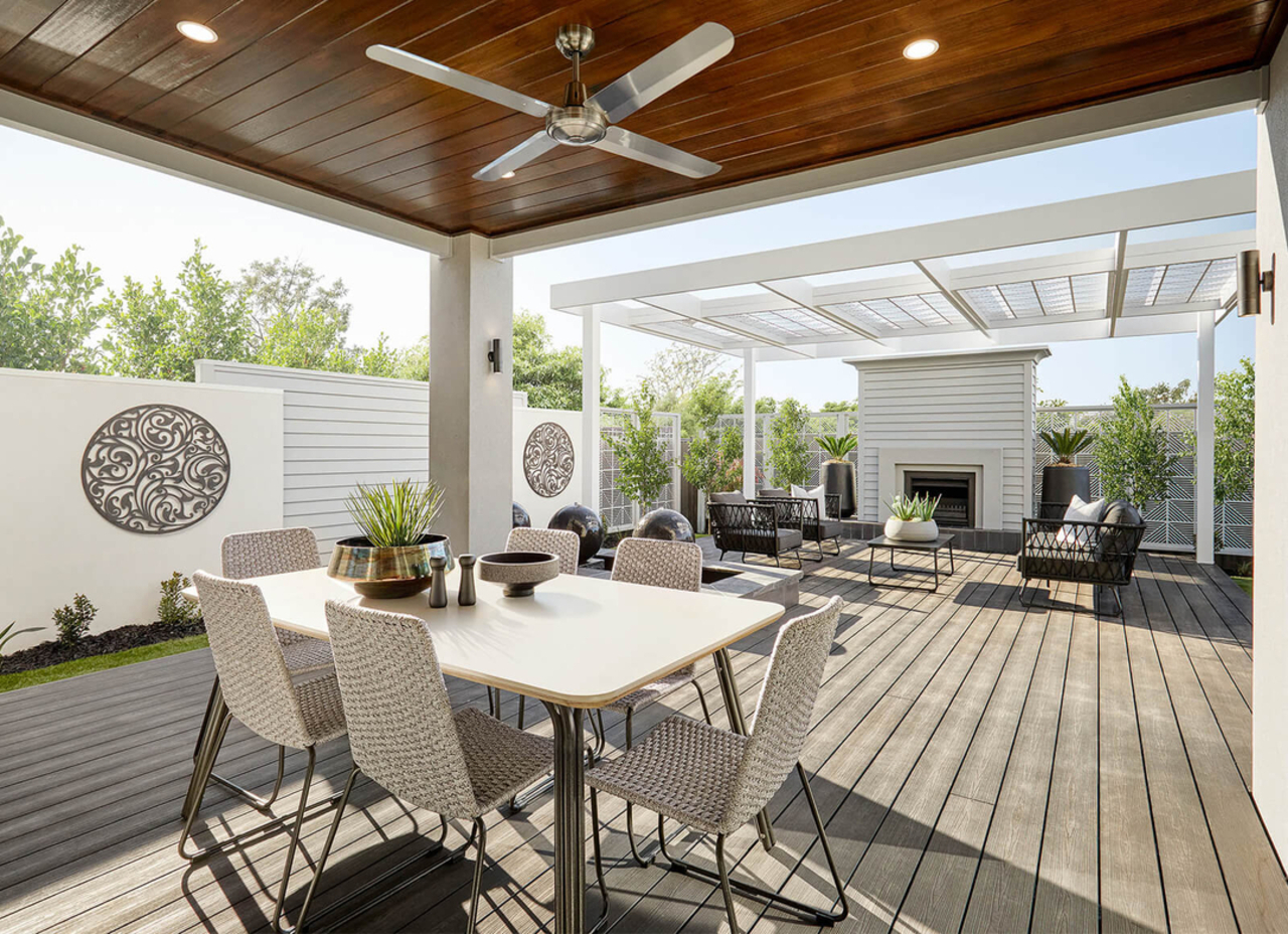 4_IndoorOutdoorFlow_1600x1160.jpg